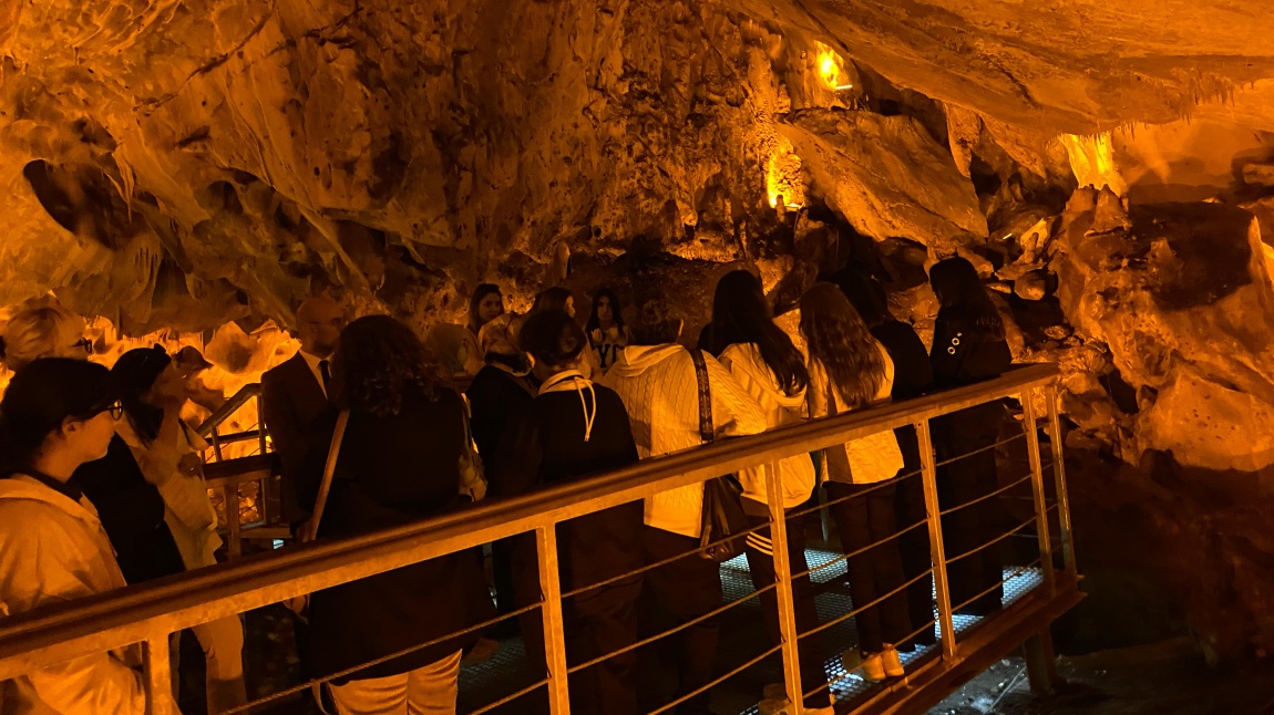 Turizm Haftasında Tulumtaş Mağarası Ziyareti